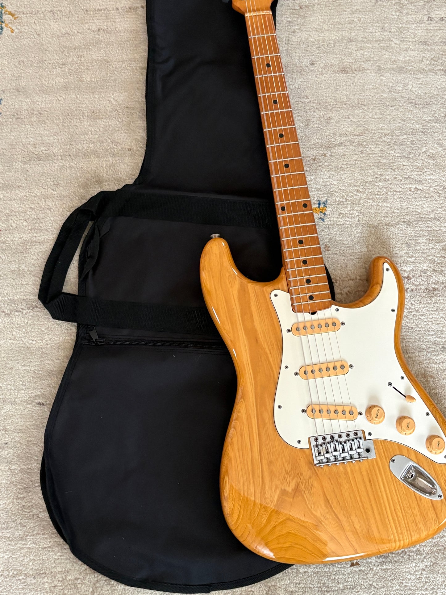 Yamaha SR-500 Super R'nroller '78 / Stratocaster Type