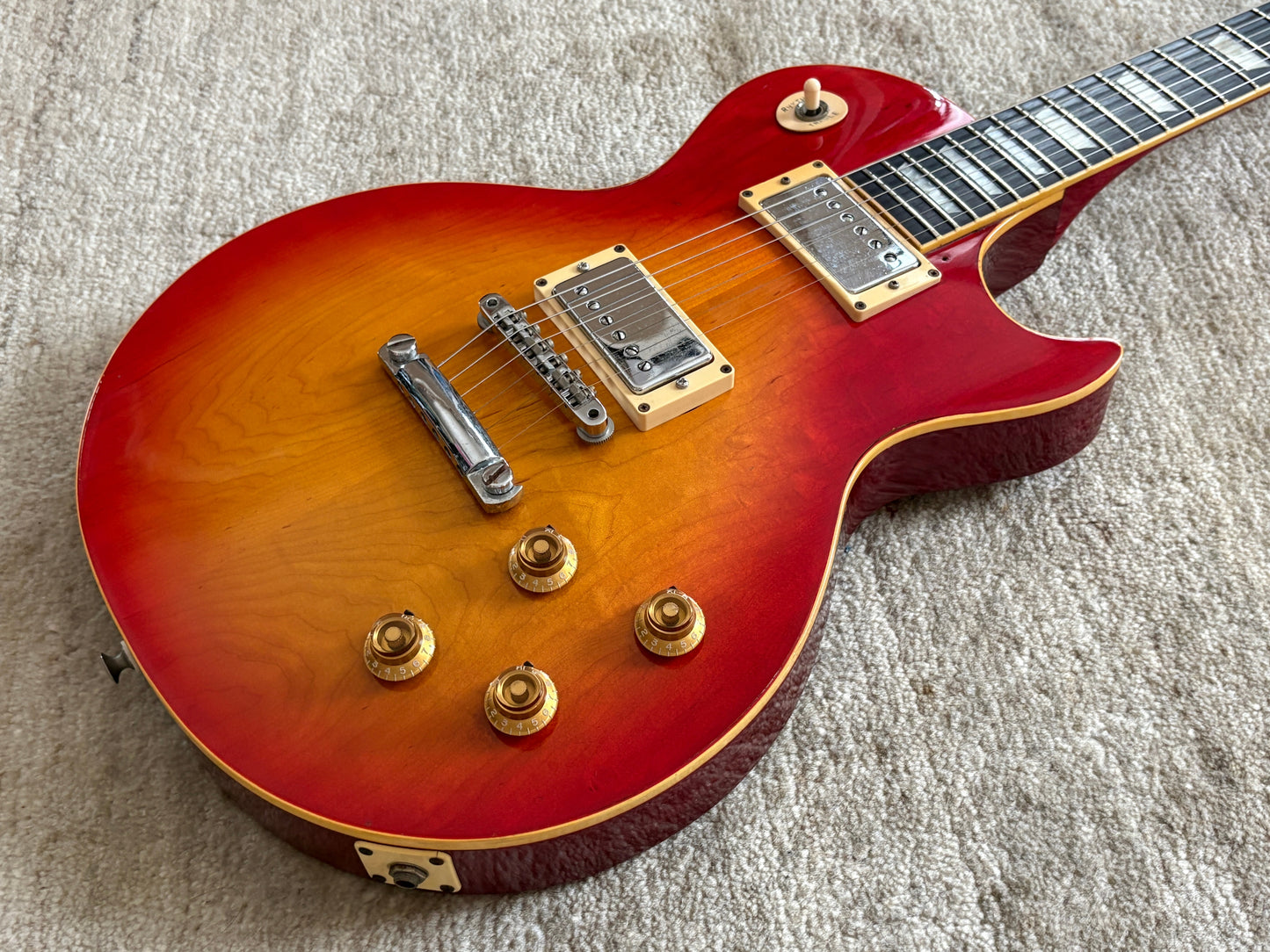 Greco EG700 '78 / Les Paul Standard Type