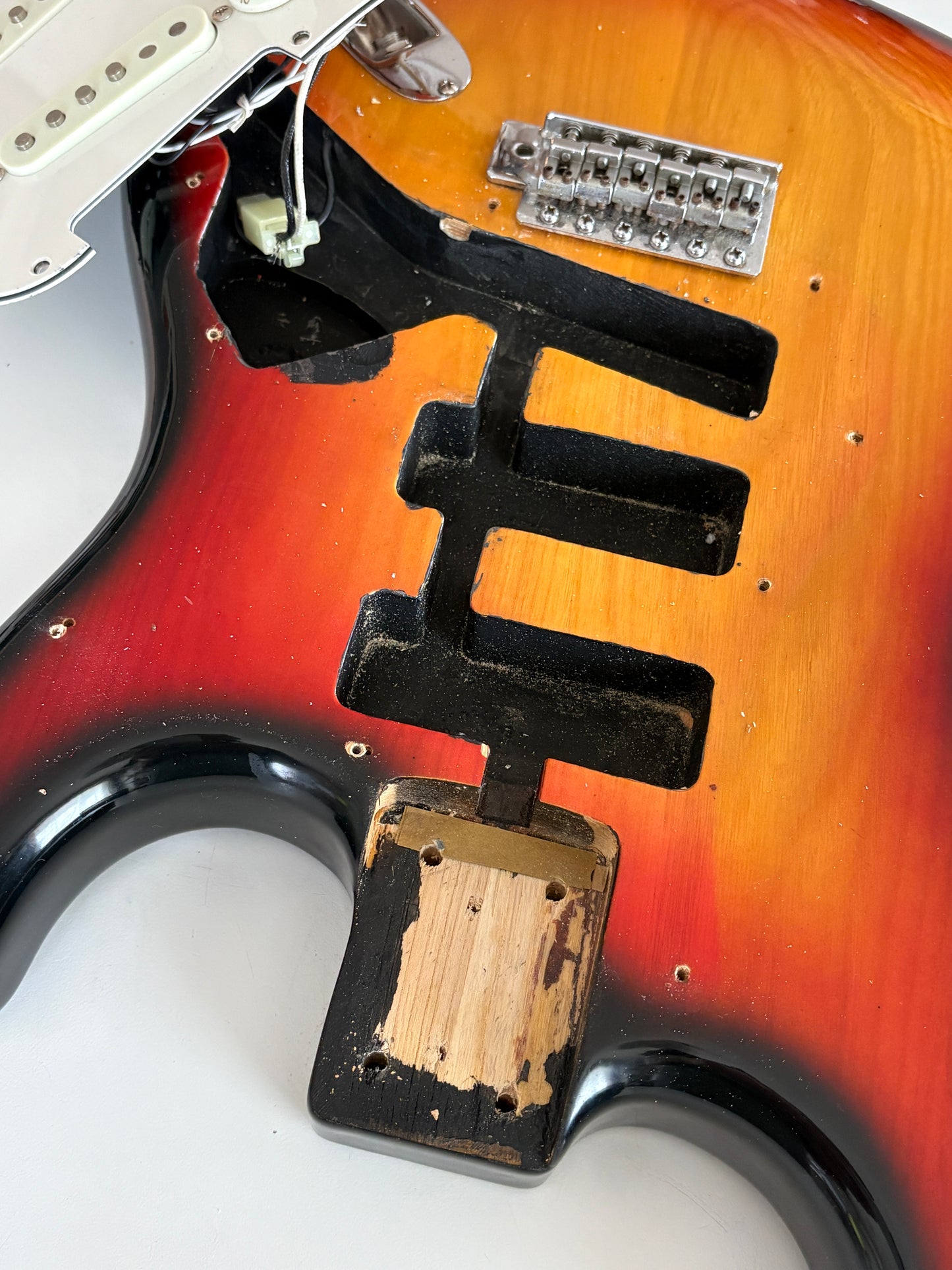Yamaha SR-400 Mod '70s / Stratocaster Type