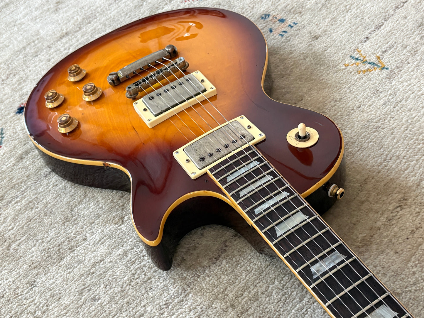 Greco EG700 '79 / Les Paul Standard Type