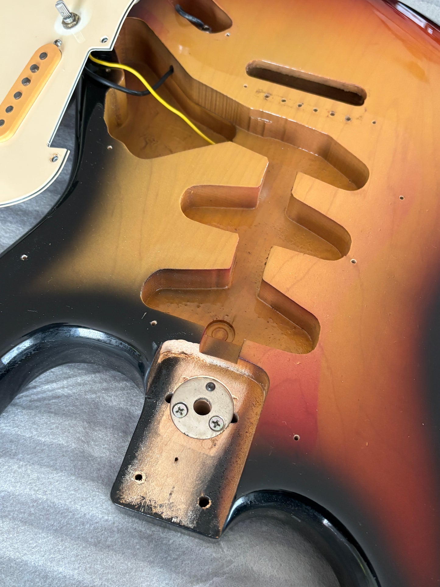 Fernandes FST-60 '75 / Stratocaster Type