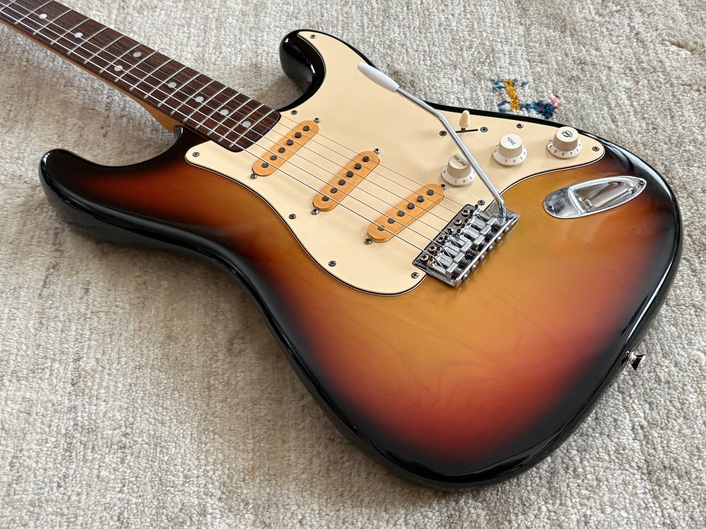 Fernandes FST-60 '75 / Stratocaster Type