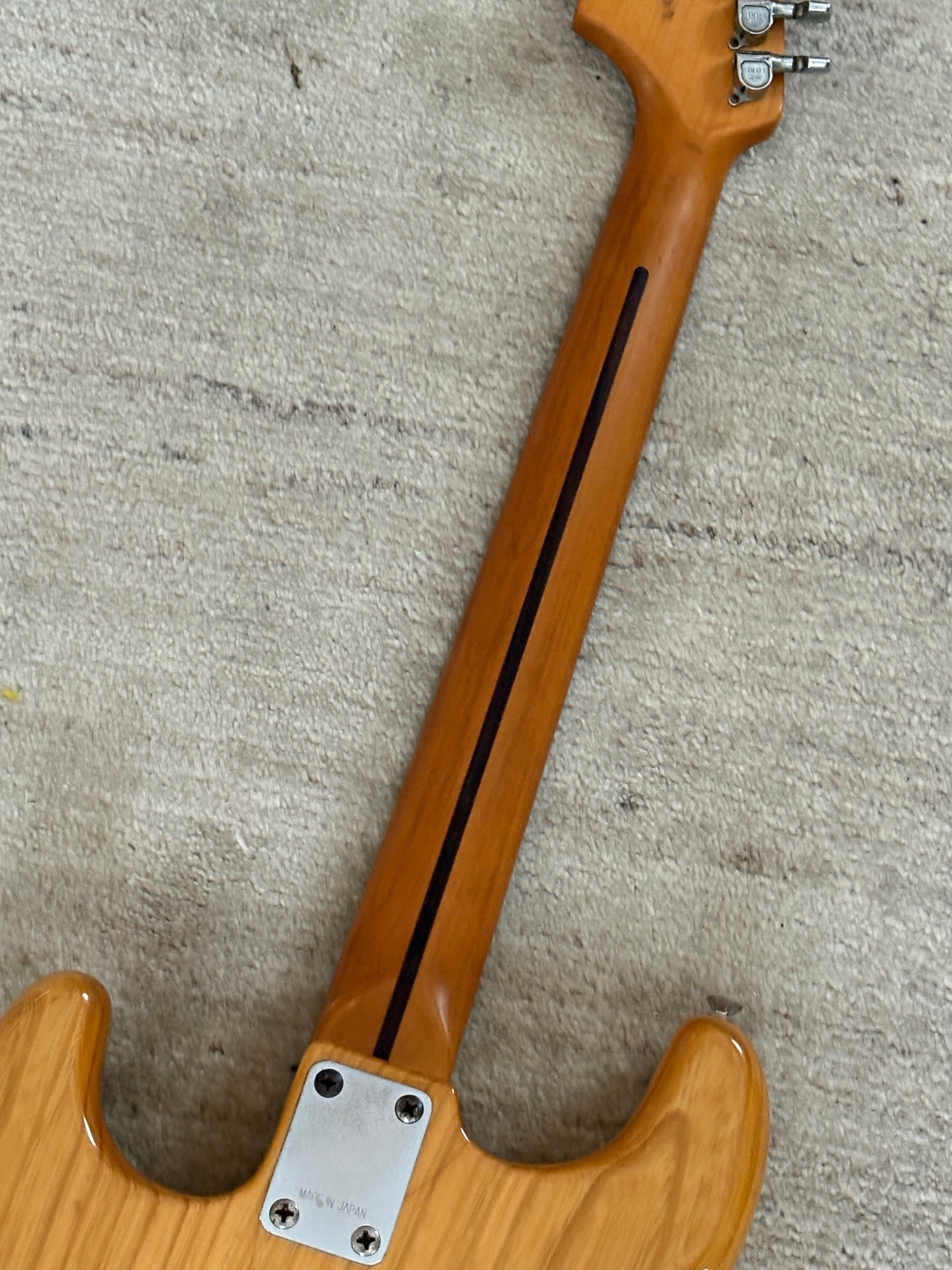 Yamaha SR-500 Super R'nroller '78 / Stratocaster Type