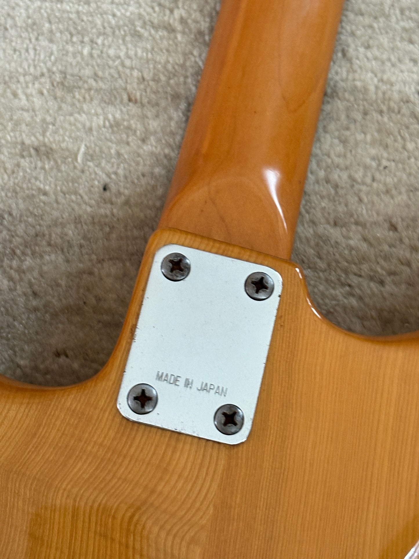 Yamaha SR-400 Super R'nroller / Stratocaster Type