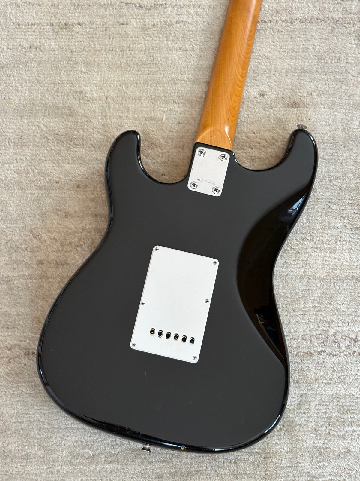 Yamaha SR-400 Super R'nroller '70s / Stratocaster Type