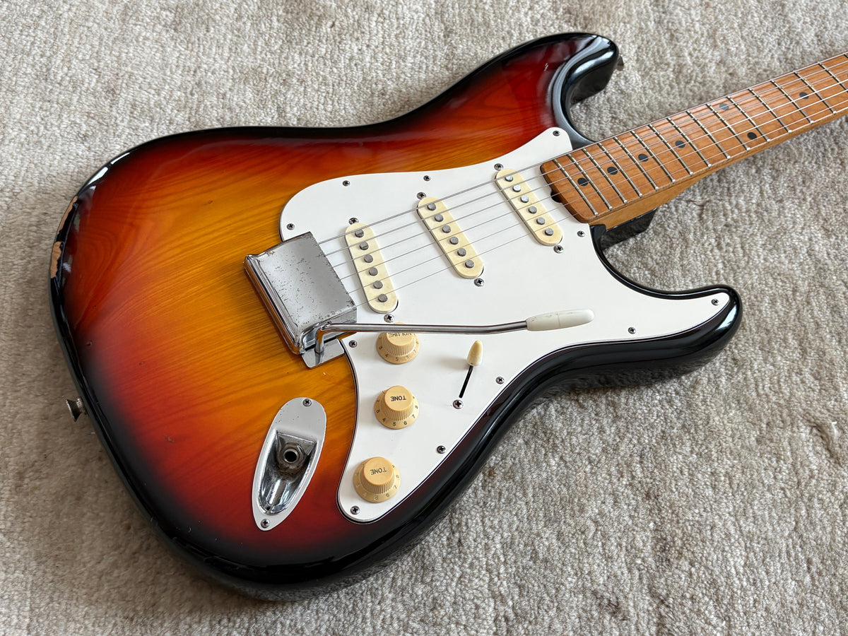 Yamaha SR-400 Super R'nroller '70s / Stratocaster Type