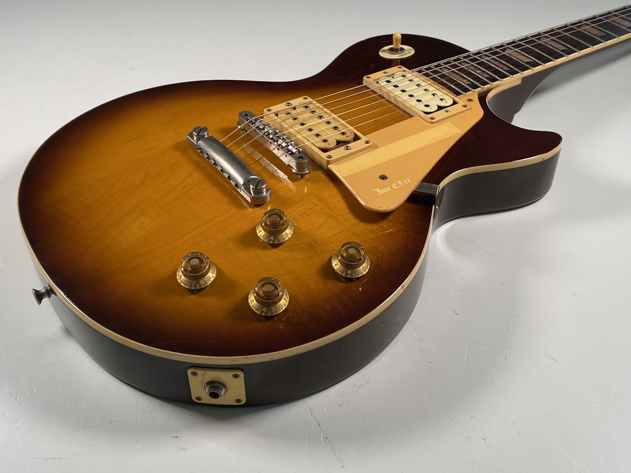 Aria Pro II LS-500D Leopard '81 / Les Paul Standard Type