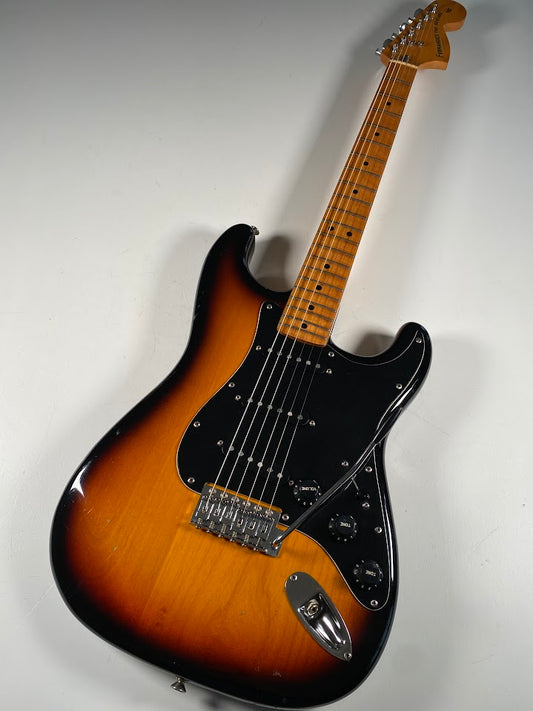 Fernandes The Revival RST-50B '83 / Stratocaster '76 Type