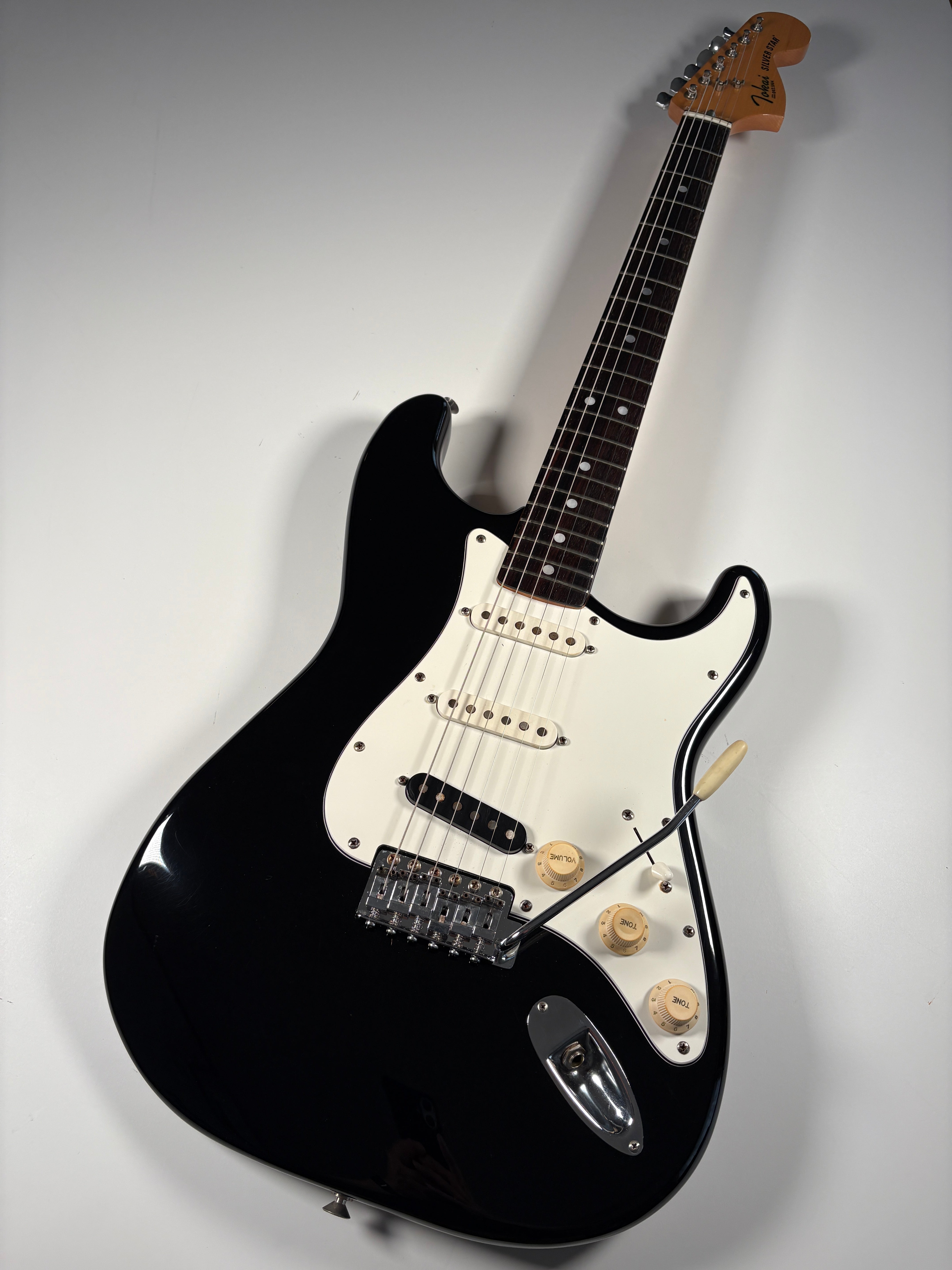Tokai Silver Star SS38 - Japan Vintage Strat Rough Sound