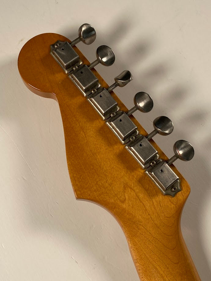 Fernandes RST-38 The Revival '80s / Stratocaster ('57) Type