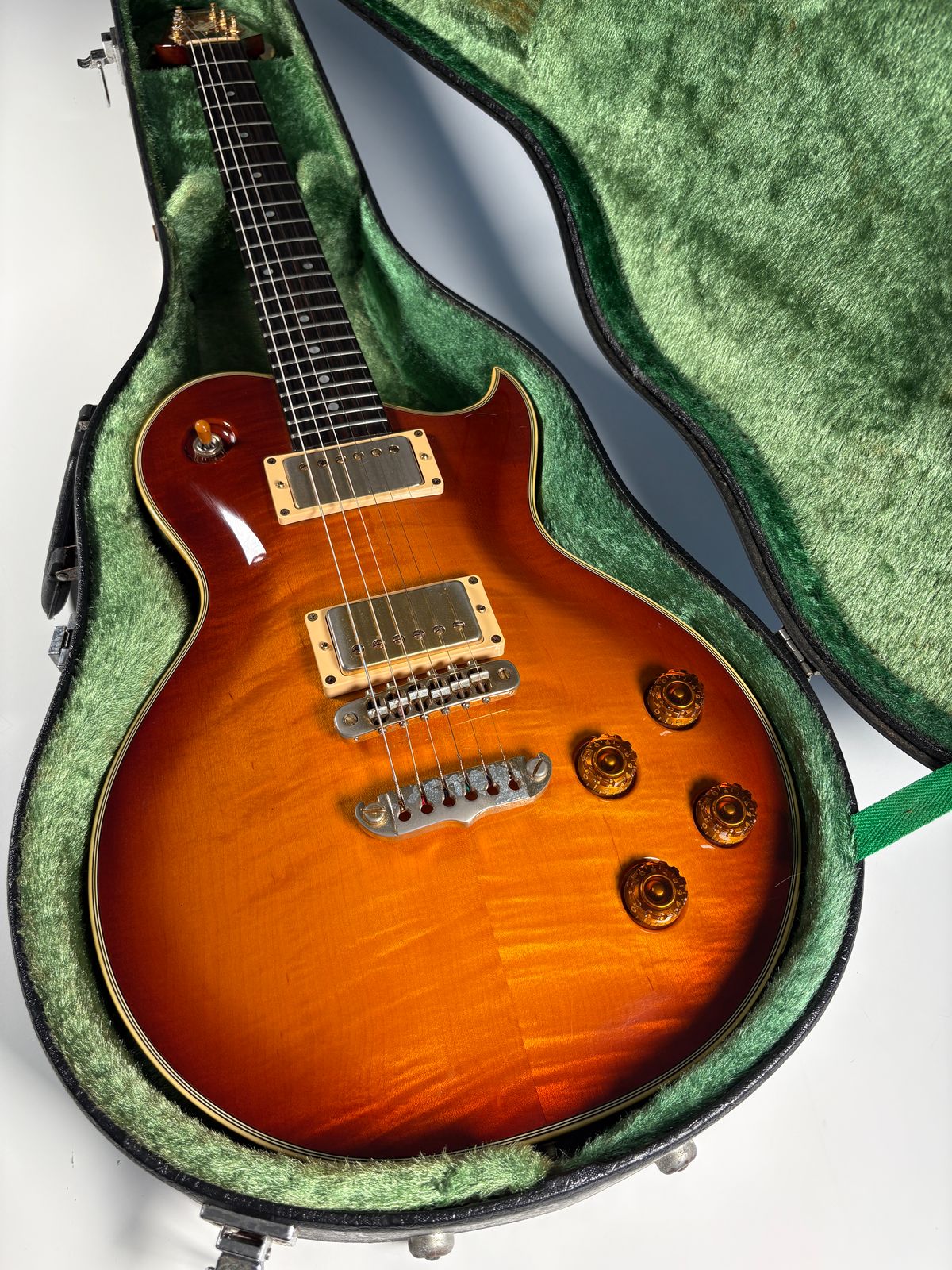 Aria Pro II PE Classic '81 w/Gibson Tim Shaw PAF Pickups