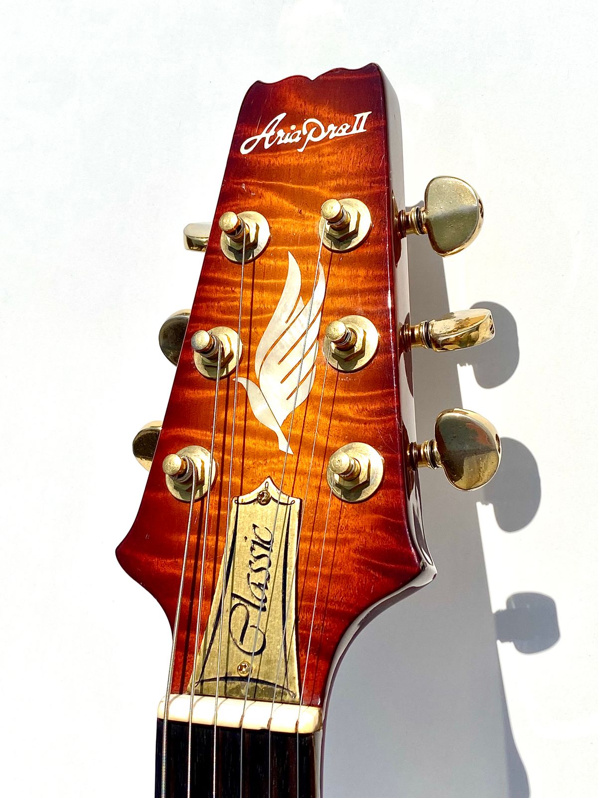Aria Pro II PE Classic '81 w/Gibson Tim Shaw PAF Pickups
